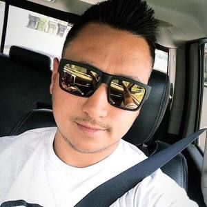 Meet your Posher, Steven